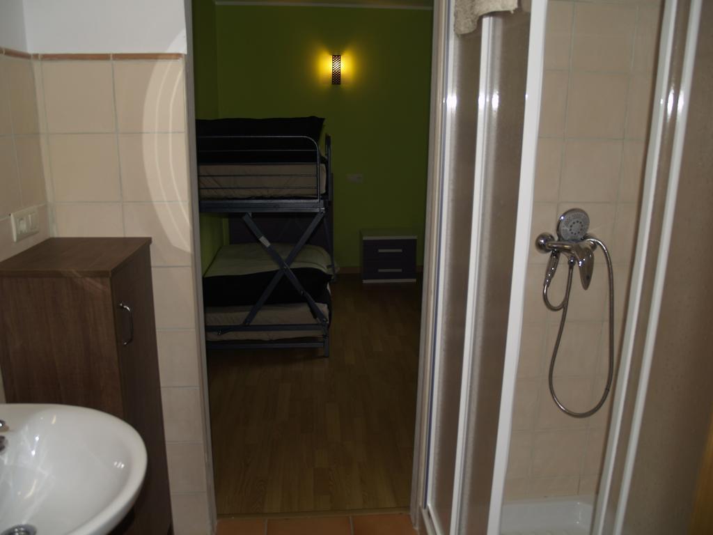 Albergue de Yebra Yebra de Basa Extérieur photo