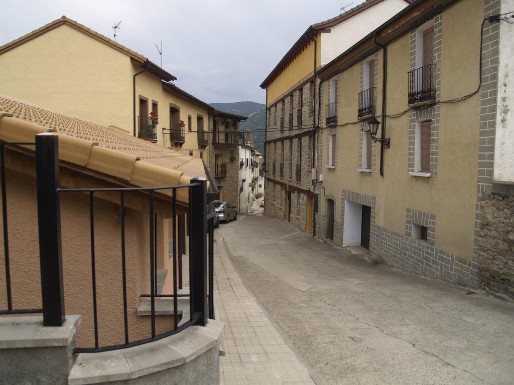 Albergue de Yebra Yebra de Basa Extérieur photo